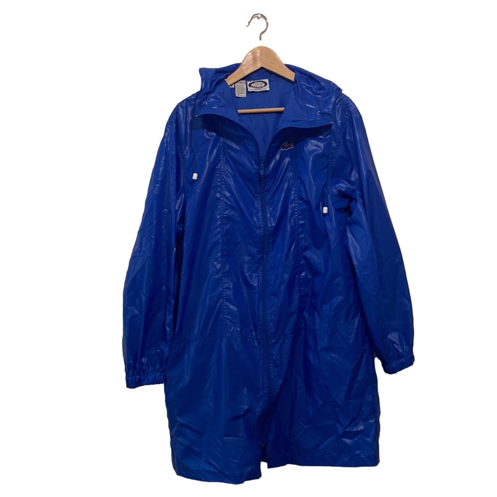Lacoste Izod Vintage nylon blue foldable outerwear jacket . Size M .